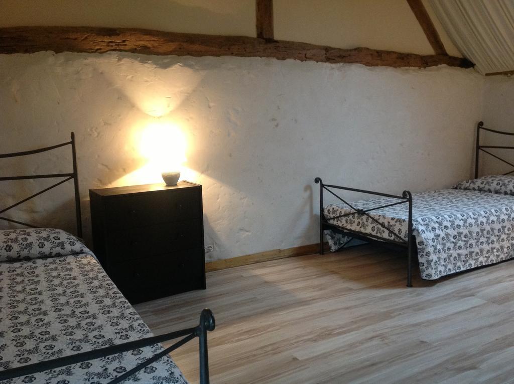 Thesecretgarden-France Bed & Breakfast Saint-Pierre-du-Lorouer ห้อง รูปภาพ