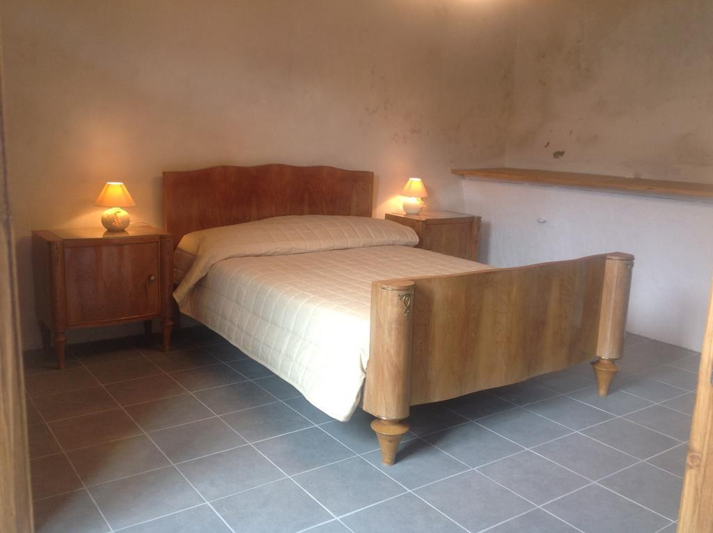 Thesecretgarden-France Bed & Breakfast Saint-Pierre-du-Lorouer ห้อง รูปภาพ